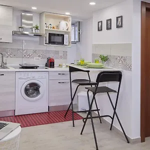 https://la-palma-loft-located-in-the-heart-of-catania.taorminaitalyhotels.com